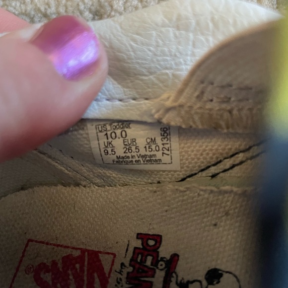 Charlie Brown slip on Vans. - Picture 3 of 5